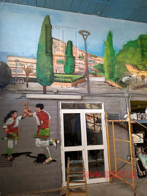 Mural Agrupa Balls Populars Les Roquetes 300x100000